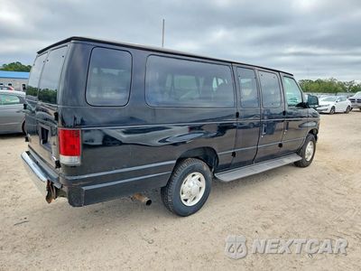 Trzecie zdjęcie samochodu z tyłu: 2004 FORD ECONOLINE E350 SUPER DUTY WAGON VIN:1FBSS31L24HA47748 - miniatura