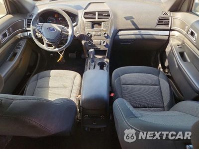 Zdjęcie 8 z 13 samochodu: 2019 FORD EXPLORER XLT VIN:1FM5K8D83KGA37998 - miniatura