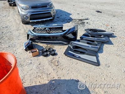 Zdjęcie 13 z 14 samochodu: 2024 VOLKSWAGEN TAOS SE VIN:3VVSX7B20RM053269 - miniatura