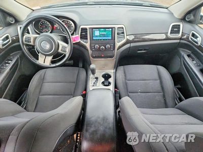 Zdjęcie 8 z 14 samochodu: 2012 JEEP GRAND CHEROKEE LAREDO VIN:1C4RJFAG9CC289627 - miniatura