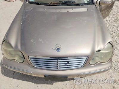Zdjęcie 11 z 12 samochodu: 2003 MERCEDES-BENZ C 320 VIN:WDBRF64J53F353653 - miniatura