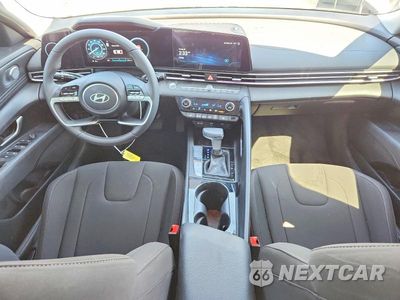 Zdjęcie 8 z 12 samochodu: 2025 HYUNDAI ELANTRA SEL VIN:KMHLS4DG7SU013129 - miniatura