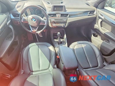 Zdjęcie 8 z 13 samochodu: 2018 BMW X1 SDRIVE28I VIN:WBXHU7C3XJ5H44690 - miniatura
