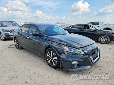 Czwarte zdjęcie samochodu z boku: 2019 NISSAN ALTIMA SL VIN:1N4BL4EV3KC157296 - miniatura