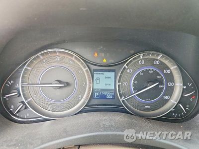 Zdjęcie 9 z 13 samochodu: 2016 INFINITI QX80 BASE VIN:JN8AZ2NE3G9120430 - miniatura