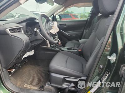 Zdjęcie 7 z 13 samochodu: 2024 TOYOTA COROLLA CROSS LE VIN:7MUCAAAG0RV100983 - miniatura