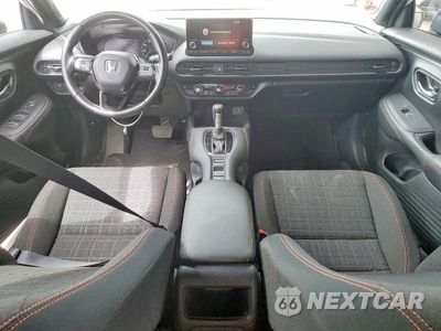 Zdjęcie 8 z 12 samochodu: 2025 HONDA HR-V SPORT VIN:3CZRZ2H52SM747666 - miniatura