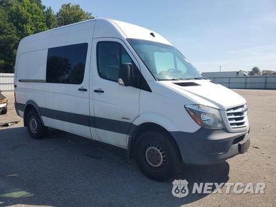Czwarte zdjęcie samochodu z boku: 2015 FREIGHTLINER SPRINTER 2500 VIN:WDRPE7DC8FP105852 - miniatura