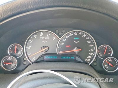 Zdjęcie 9 z 12 samochodu: 2005 CHEVROLET CORVETTE VIN:1G1YY24U155101801 - miniatura
