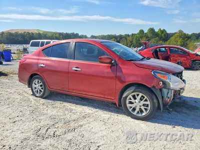 Czwarte zdjęcie samochodu z boku: 2018 NISSAN VERSA SV VIN:3N1CN7AP5JL806247 - miniatura