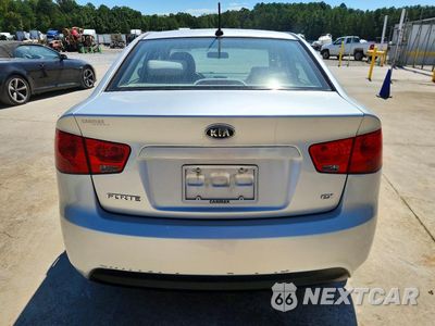 Zdjęcie 6 z 12 samochodu: 2012 KIA FORTE EX VIN:KNAFU4A2XC5584806 - miniatura