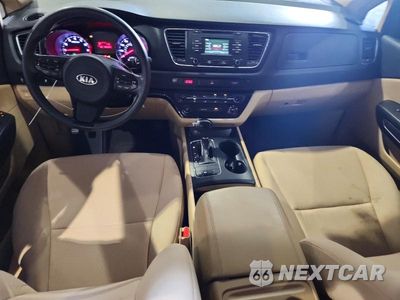 Zdjęcie 8 z 14 samochodu: 2016 KIA SEDONA LX VIN:KNDMB5C15G6158998 - miniatura