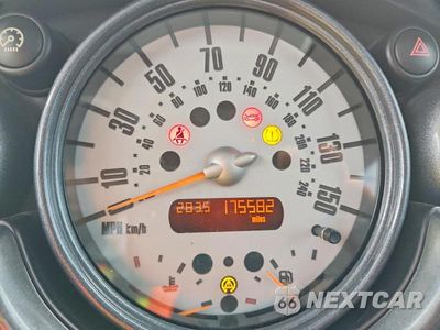 Zdjęcie 9 z 12 samochodu: 2004 MINI COOPER S VIN:WMWRE33434TD87754 - miniatura