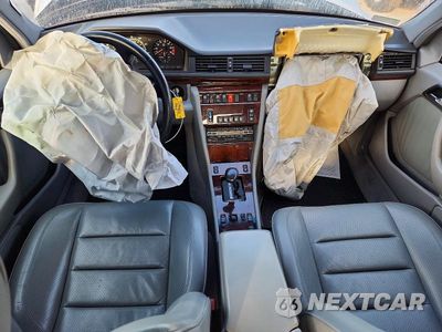 Zdjęcie 8 z 12 samochodu: 1993 MERCEDES-BENZ 500 E VIN:WDBEA36E3PB833814 - miniatura