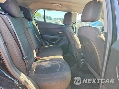 Zdjęcie 10 z 12 samochodu: 2020 CHEVROLET TRAX LS VIN:KL7CJKSB6LB075800 - miniatura