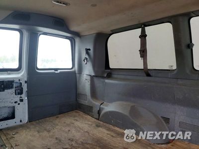 Zdjęcie 10 z 13 samochodu: 2016 GMC SAVANA VIN:1GJW7EFF3G1279858 - miniatura