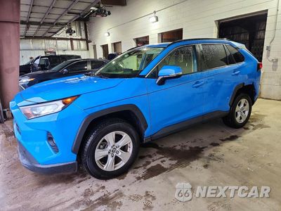 2019 TOYOTA RAV4 XLE JTMP1RFV5KD009940 - główne zdjęcie licytacji z USA - miniatura