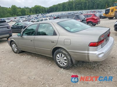 Drugie zdjęcie samochodu z przodu: 1998 TOYOTA CAMRY LE VIN:JT2BG22K4W0133084 - miniatura