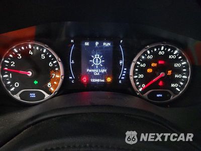 Zdjęcie 9 z 12 samochodu: 2018 JEEP RENEGADE LATITUDE VIN:ZACCJABB1JPH28551 - miniatura