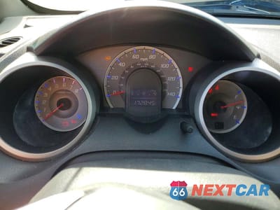 Zdjęcie 9 z 12 samochodu: 2009 HONDA FIT SPORT VIN:JHMGE88409S031383 - miniatura