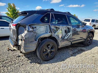 Trzecie zdjęcie samochodu z tyłu: 2019 TOYOTA RAV4 XSE VIN:JTMEWRFV9KJ002306 - miniatura