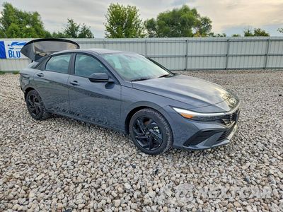 Czwarte zdjęcie samochodu z boku: 2026 HYUNDAI ELANTRA SEL SPORT VIN:KMHLM4DG1TU258214 - miniatura