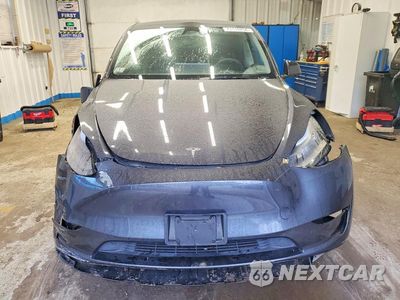 Piąte zdjęcie samochodu w środku: 2024 TESLA MODEL Y VIN:7SAYGDEE4RA235624 - miniatura