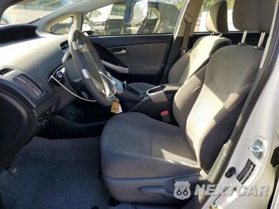 Zdjęcie 7 z 14 samochodu: 2013 TOYOTA PRIUS PLUG-IN HYBRID BASE VIN:JTDKN3DP8D3048241 - miniatura