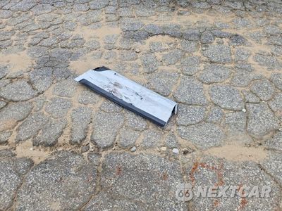 Zdjęcie 13 z 14 samochodu: 2021 BENTLEY BENTAYGA VIN:SJAAM2ZV3MC033745 - miniatura