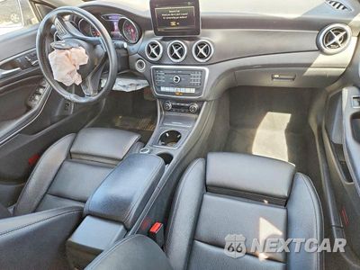 Zdjęcie 8 z 12 samochodu: 2018 MERCEDES-BENZ CLA 250 4MATIC VIN:WDDSJ4GB4JN679222 - miniatura