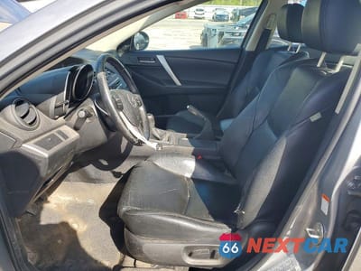 Zdjęcie 7 z 12 samochodu: 2011 MAZDA 3 S VIN:JM1BL1W67B1400202 - miniatura