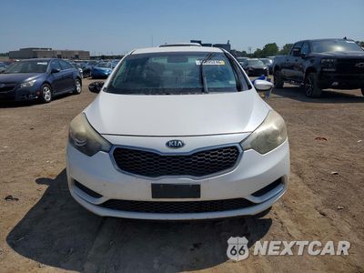 Piąte zdjęcie samochodu w środku: 2016 KIA FORTE LX VIN:KNAFX4A65G5504487 - miniatura