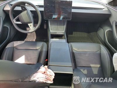 Zdjęcie 8 z 12 samochodu: 2025 TESLA MODEL 3 VIN:5YJ3E1EA7SF998285 - miniatura