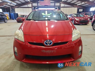 Piąte zdjęcie samochodu w środku: 2011 TOYOTA PRIUS TWO VIN:JTDKN3DU1B0325462 - miniatura