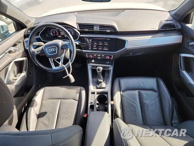 Zdjęcie 8 z 13 samochodu: 2020 AUDI Q3 PREMIUM VIN:WA1AECF3XL1015445 - miniatura