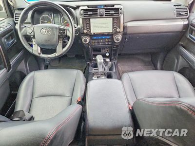 Zdjęcie 8 z 14 samochodu: 2020 TOYOTA 4RUNNER TRD PRO VIN:JTEBU5JR4L5803033 - miniatura