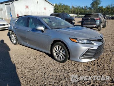 Czwarte zdjęcie samochodu z boku: 2024 TOYOTA CAMRY LE VIN:4T1C11BK3RU120245 - miniatura
