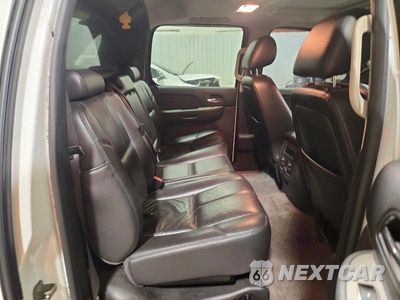 Zdjęcie 10 z 12 samochodu: 2010 CHEVROLET AVALANCHE LT VIN:3GNVKFE01AG225544 - miniatura