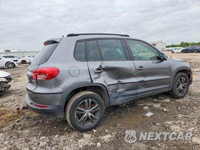 Trzecie zdjęcie samochodu z tyłu: 2014 VOLKSWAGEN TIGUAN S VIN:WVGBV3AX5EW624643 - miniatura