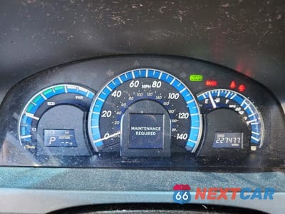 Zdjęcie 9 z 12 samochodu: 2012 TOYOTA CAMRY HYBRID LE VIN:4T1BD1FK0CU033908 - miniatura
