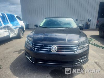 Piąte zdjęcie samochodu w środku: 2016 VOLKSWAGEN PASSAT SE VIN:1VWBS7A30GC047104 - miniatura