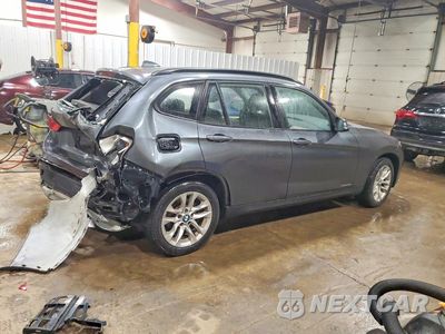 Trzecie zdjęcie samochodu z tyłu: 2015 BMW X1 XDRIVE28I VIN:WBAVL1C56FVY30789 - miniatura