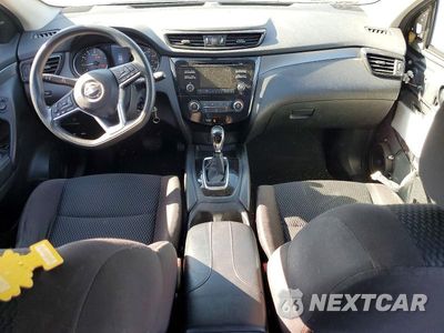 Zdjęcie 8 z 14 samochodu: 2018 NISSAN ROGUE SPORT S VIN:JN1BJ1CP6JW160387 - miniatura