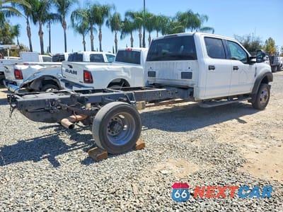 Trzecie zdjęcie samochodu z tyłu: 2019 FORD F550 SUPER DUTY VIN:1FD0W5GY2KEE24028 - miniatura