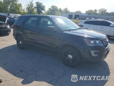 Czwarte zdjęcie samochodu z boku: 2017 FORD EXPLORER POLICE INTERCEPTOR VIN:1FM5K8ARXHGD07055 - miniatura