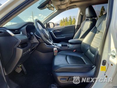 Zdjęcie 7 z 13 samochodu: 2022 TOYOTA RAV4 XLE PREMIUM VIN:JTMC1RFV4NJ023767 - miniatura