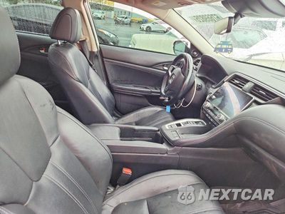 Zdjęcie 7 z 12 samochodu: 2019 HONDA INSIGHT TOURING VIN:19XZE4F95KE018784 - miniatura