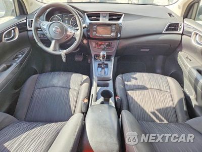 Zdjęcie 8 z 13 samochodu: 2018 NISSAN SENTRA SV VIN:3N1AB7AP7JL662748 - miniatura