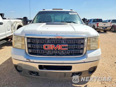 Piąte zdjęcie samochodu w środku: 2011 GMC SIERRA C3500 VIN:1GD512CL3BZ229769 - miniatura