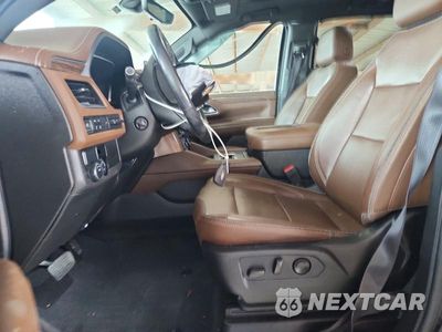 Zdjęcie 7 z 13 samochodu: 2022 CHEVROLET TAHOE C1500 HIGH COUNTRY VIN:1GNSCTKL8NR155527 - miniatura